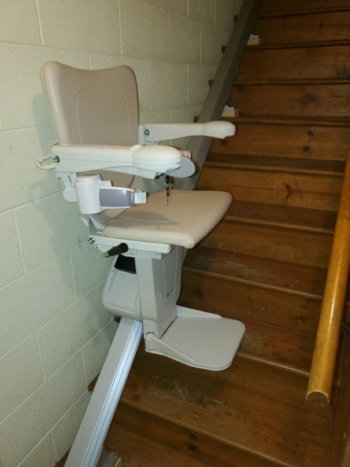 Mequon stair lift Mequon, WI straight stair lift