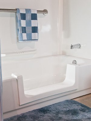 Safeway Tub Cut out Installed by BILD in Oconomowoc