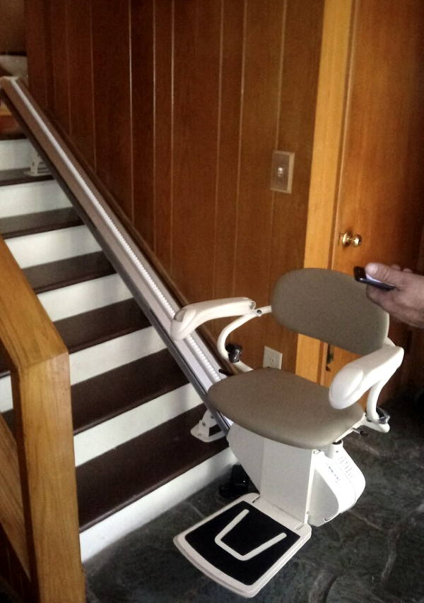 Milwaukee Stair Lift by BILD 