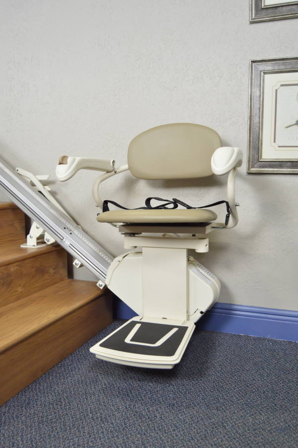 SL300 straight stair lift available in Wisconsin