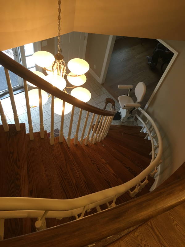 Beautiful stair lift in Brookfiled WI